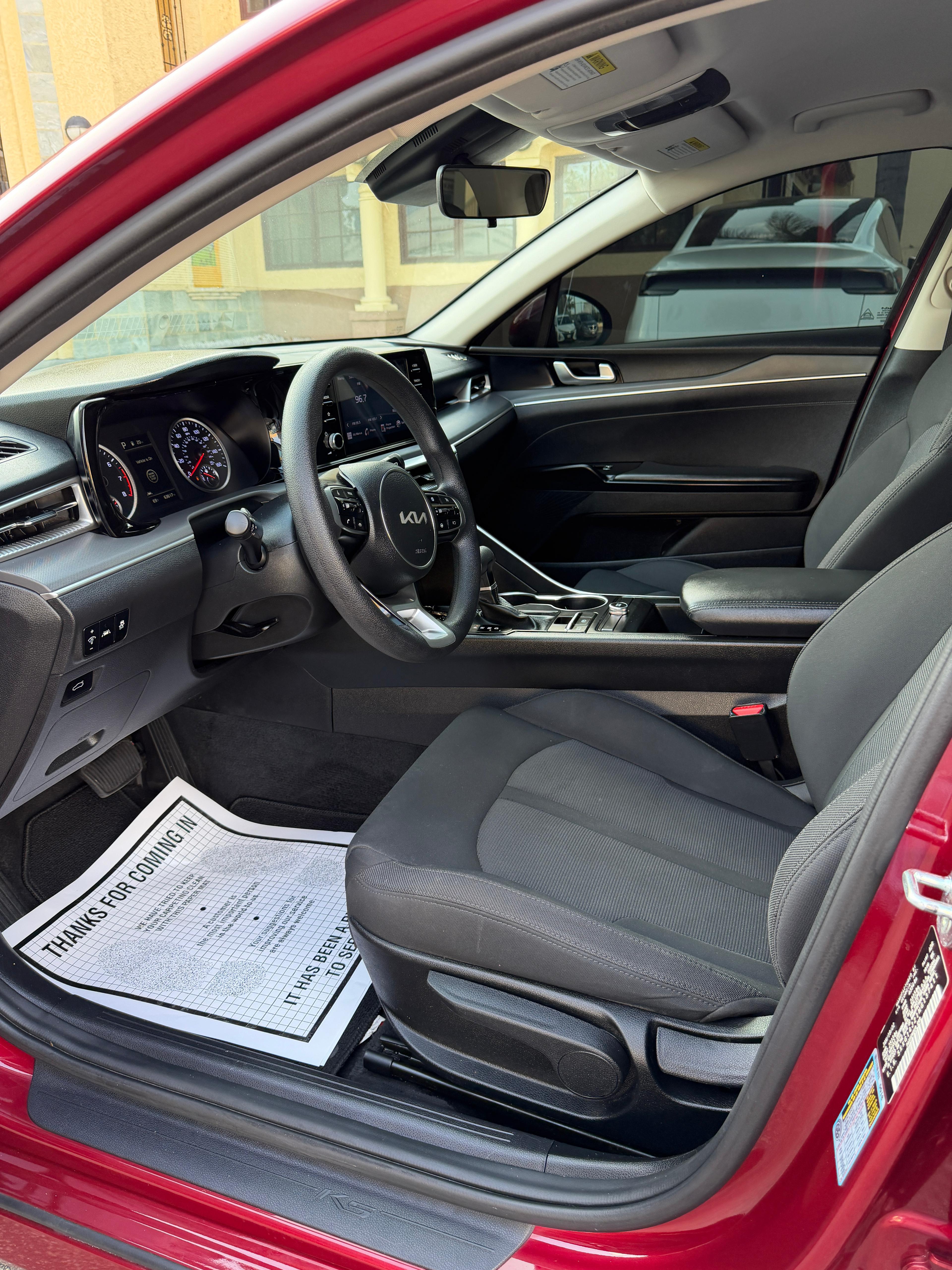 2022 KIA K5 LXS photo 7