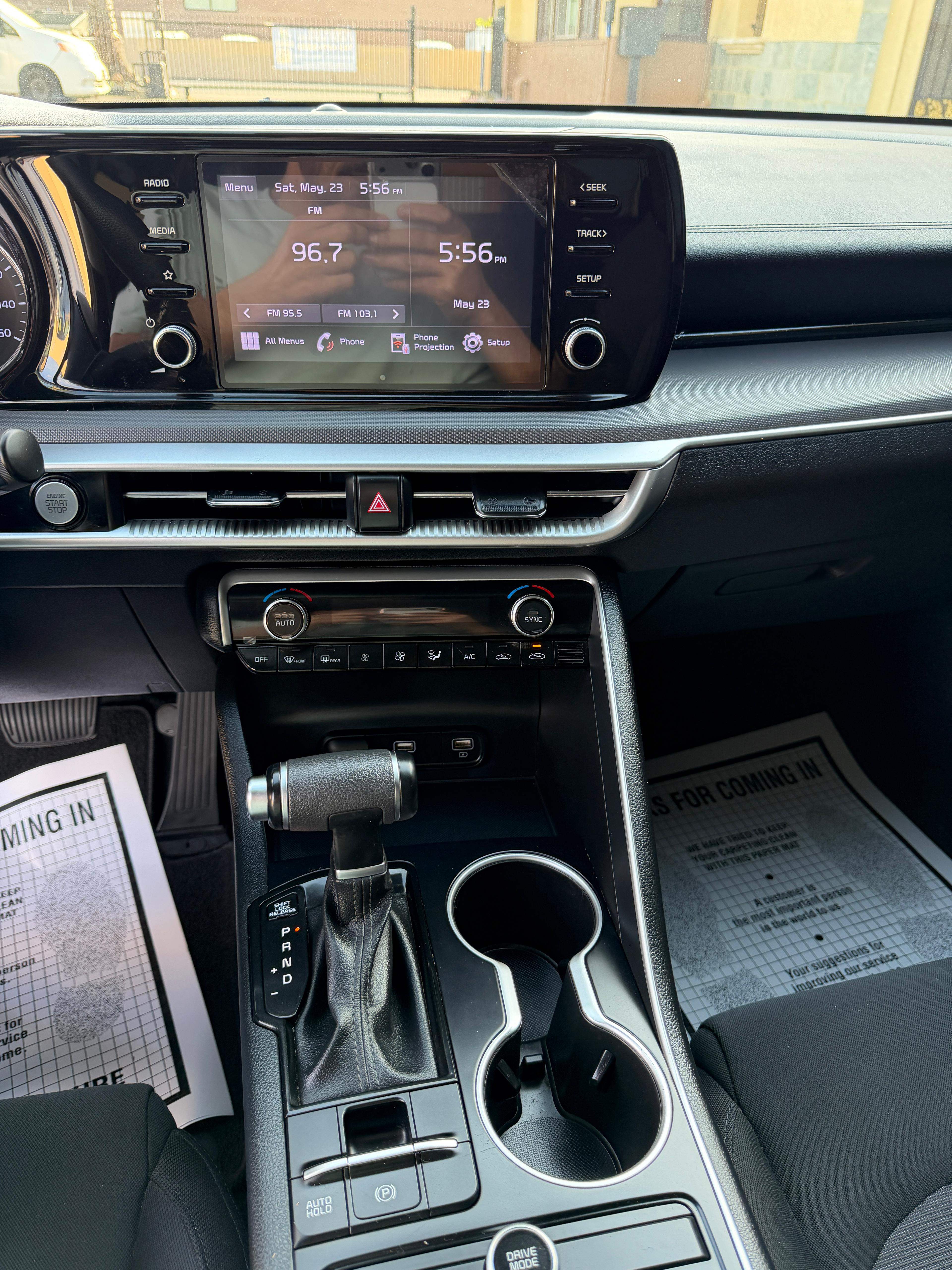 2022 KIA K5 LXS photo 12