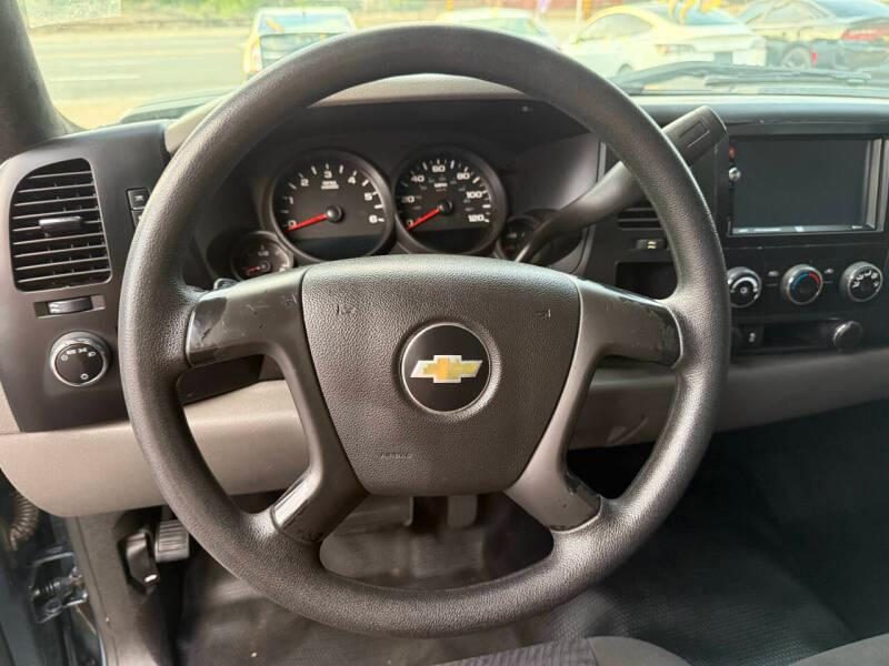 2011 Chevrolet Silverado 1500 photo 8