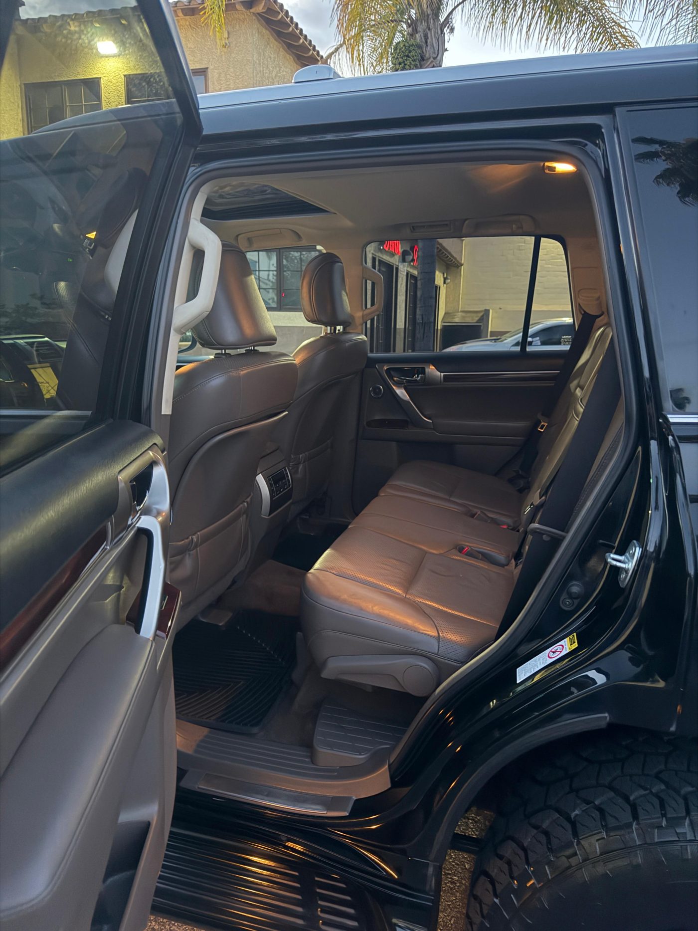2010 GX 460 PREMIUM photo 9