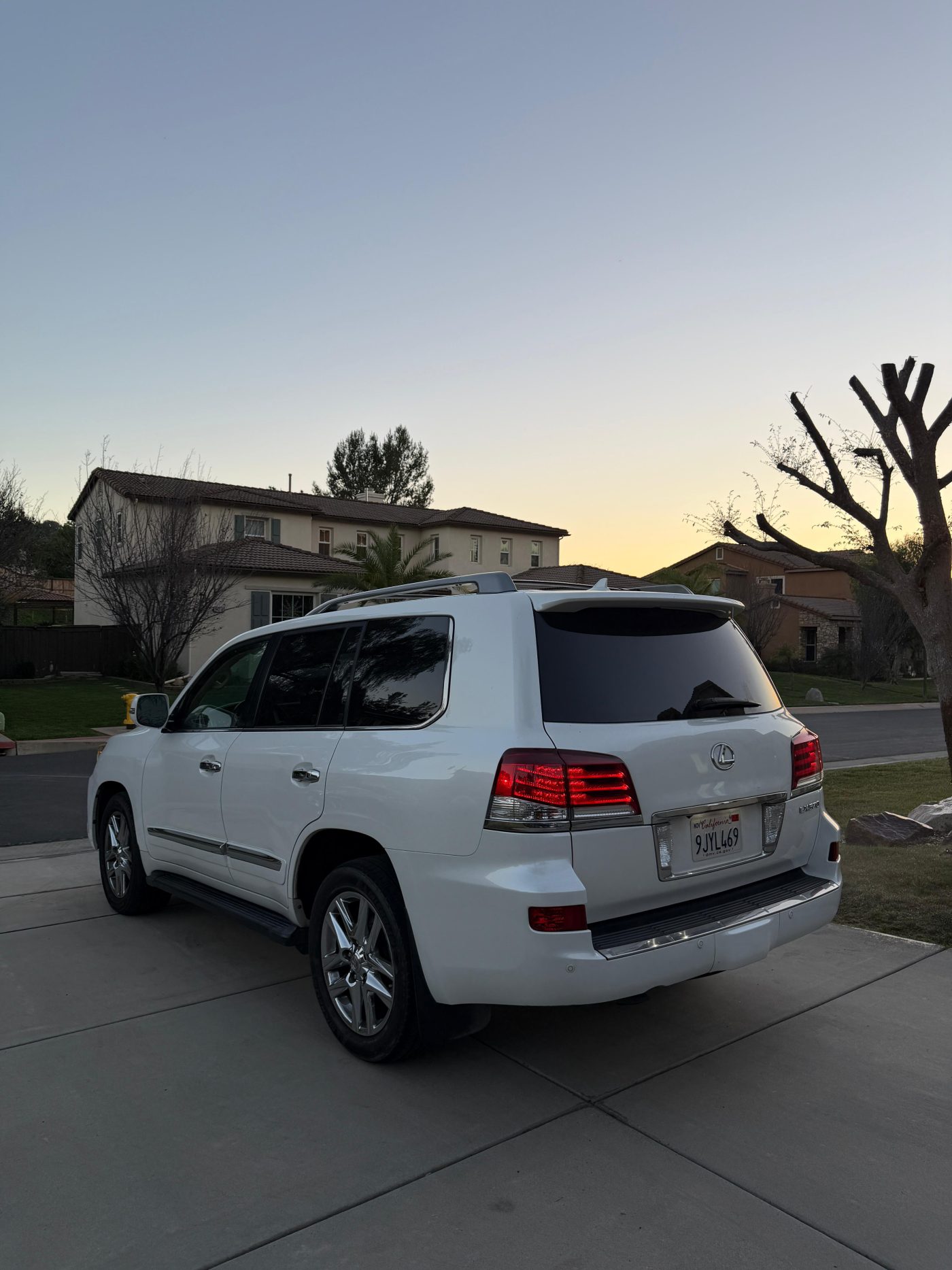 2014 LEXUS LX 570 LUXURY PACKAGE photo 5