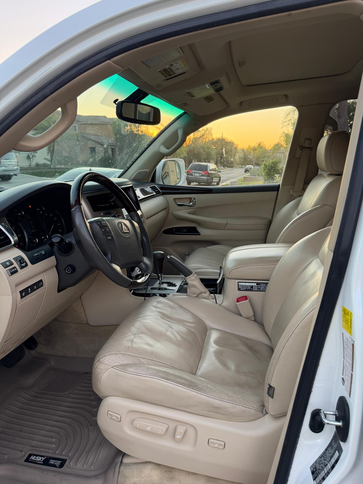 2014 LEXUS LX 570 LUXURY PACKAGE photo 7